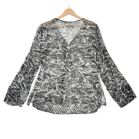 VTG 100% Silk Charter Club Black White Palm Leaf Sequin Sheer V-Neck Blouse Top - Picture 4 of 4